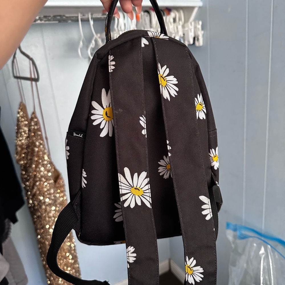 Daisy Black Hershel Backpack - image 2